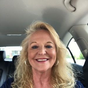 Meet your Posher, Deborah